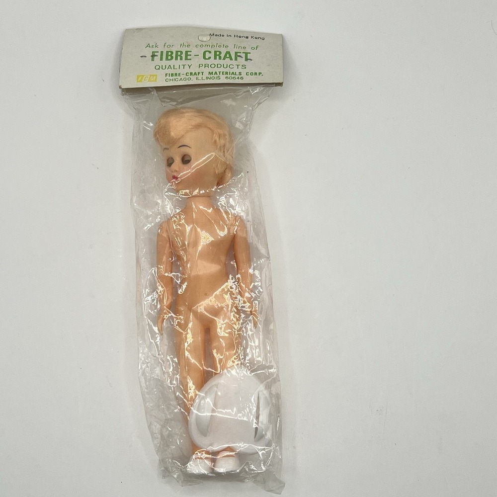 Vintage Fibre‎ Craft Moving Eyes Flat Heel Doll No. 3000 Blond Hair Hong Kong